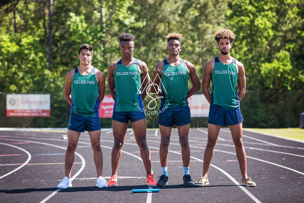 boys relay photo