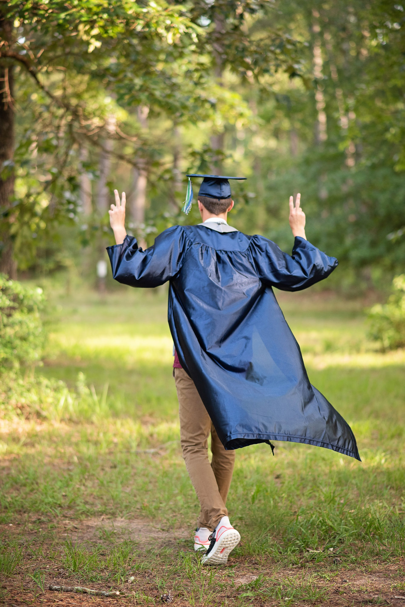 Cap and gown near me best sale