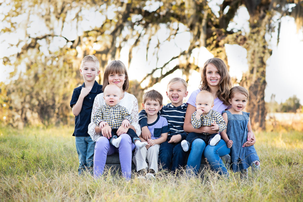 Extended family session in The Woodlands, TX