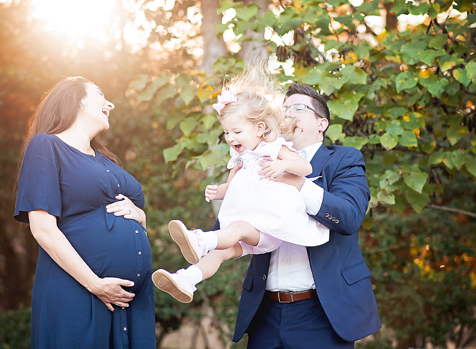 The Kussmauls! | maternity session with a toddler - Paige Walker Photography